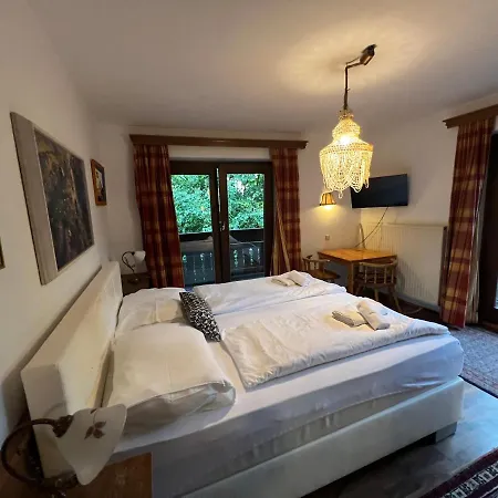 Apartment Familienappartement Mit Balkon *